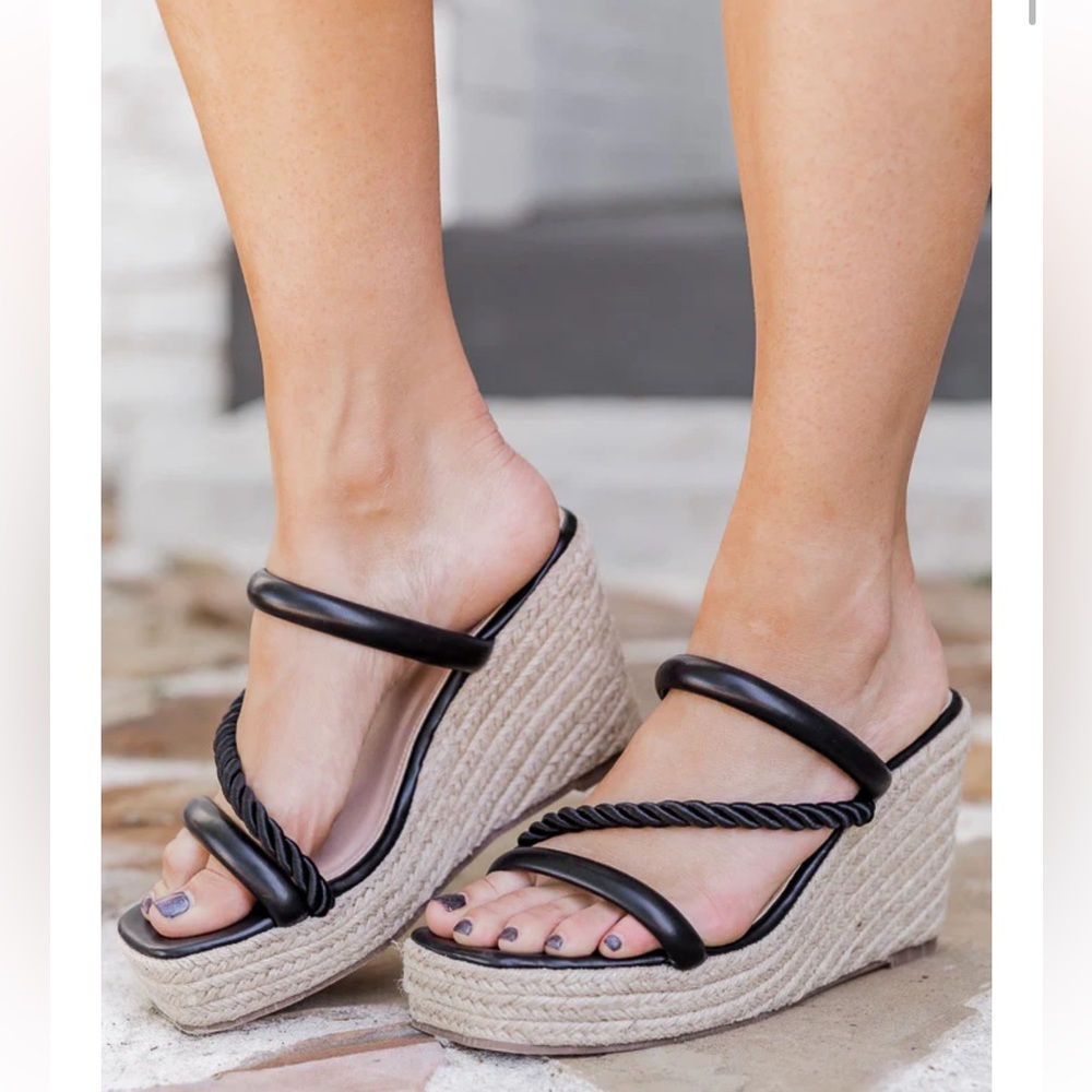 Pink Lily BLAINE BLACK ROPE WEDGES